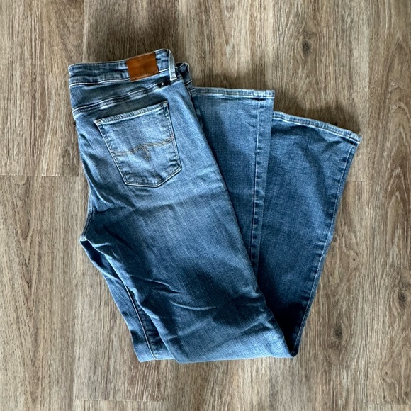 Lucky Brand Jeans - Picture 3 of 5